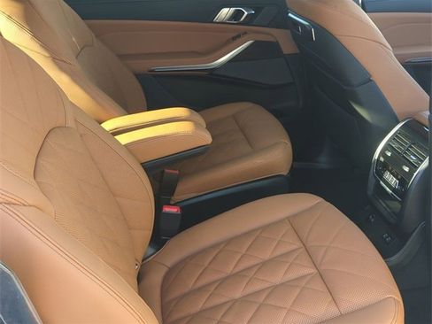 New 2026 BMW X7 xDrive40i w/ M Sport Package image 13