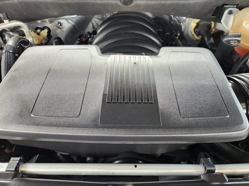 Used 2023 GMC Yukon XL Denali AWD/4WD image 34
