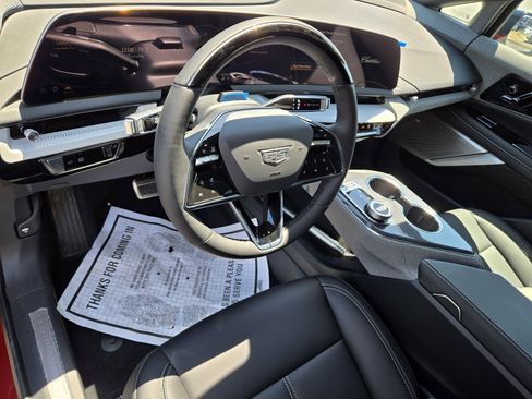New 2026 Cadillac Optiq Sport 1 AWD/4WD image 10
