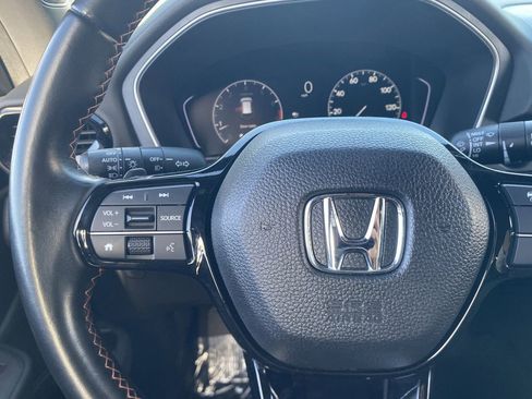 Certified 2023 Honda Pilot Sport image 17