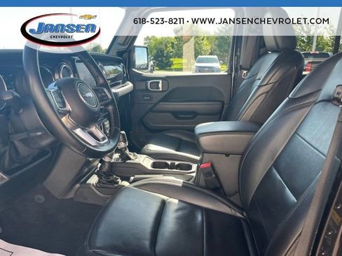 Used 2021 Jeep Wrangler Unlimited Sahara AWD/4WD image 9