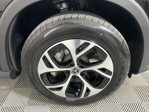 New 2025 Mercedes-Benz GLC 350e 4MATIC image 10
