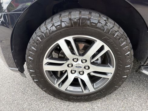 Used 2023 Ford Expedition Max Limited RWD image 20
