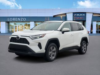Used 2022 Toyota RAV4 XLE w/ Convenience Package 360° Tour