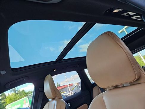Certified 2023 Volvo XC60 T8 Ultimate AWD/4WD image 23