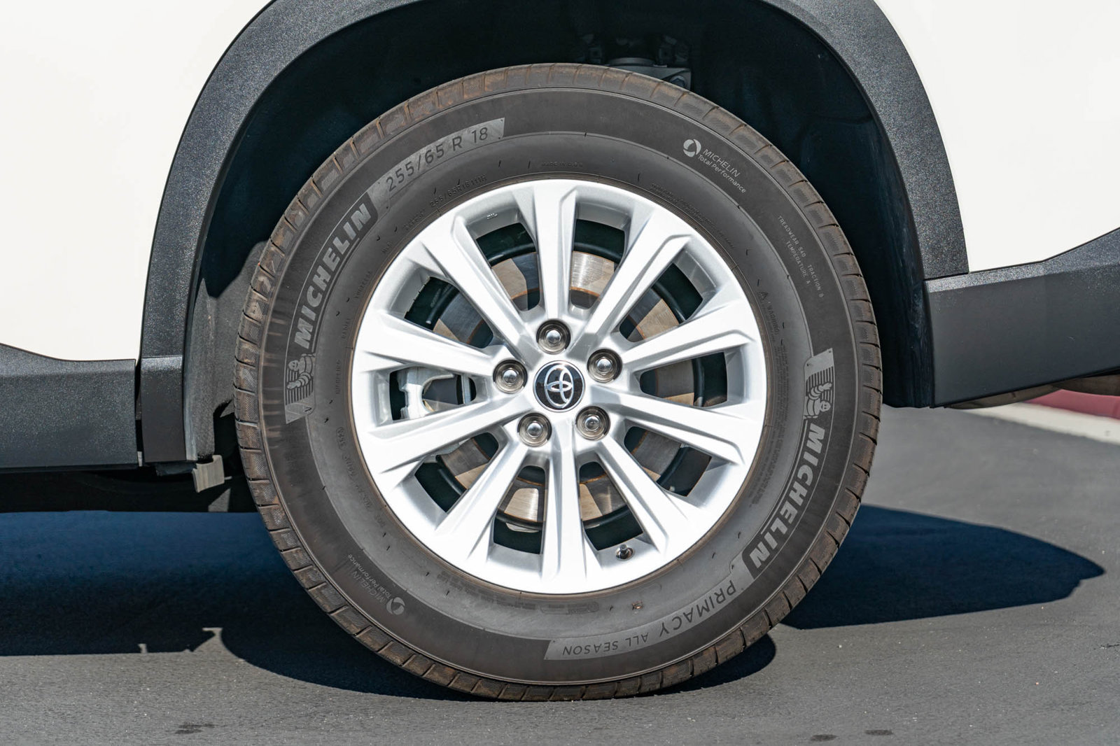 Certified 2024 Toyota Grand Highlander FWD image 6