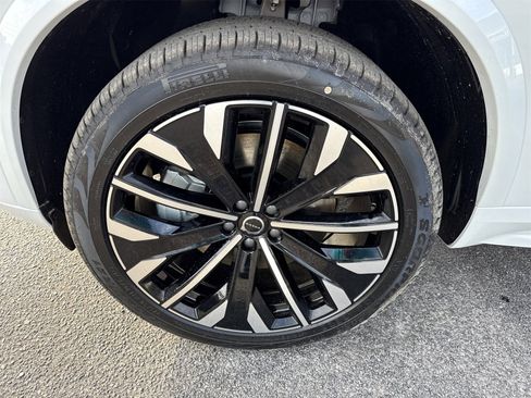 New 2026 Volvo XC90 T8 Ultra w/ Lounge Package image 9