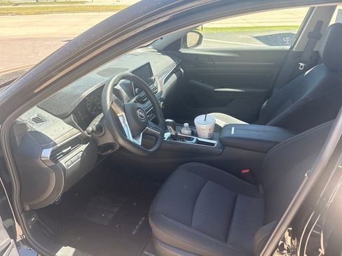 Used 2026 Nissan Altima 2.5 SV FWD image 6