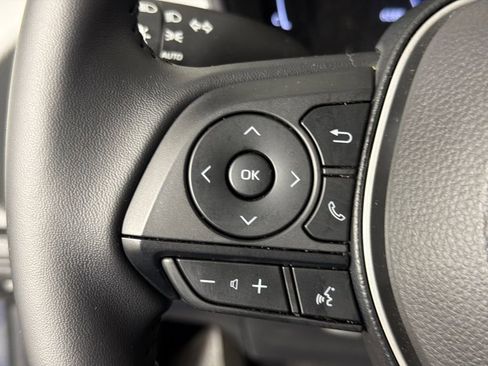 Used 2026 Toyota Corolla SE FWD image 24
