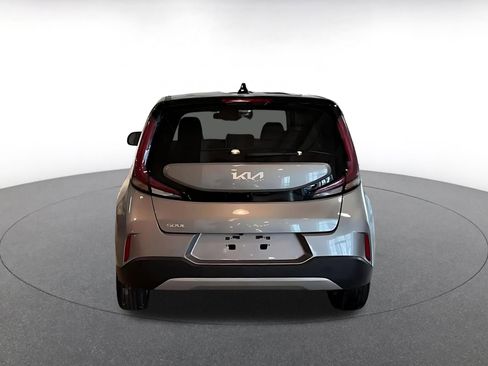 Used 2025 Kia Soul LX w/ LX Technology Package image 12