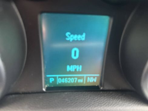 Used 2013 Buick Encore Convenience AWD/4WD image 30