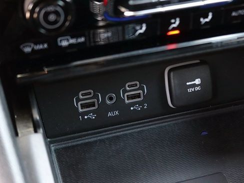 Used 2024 Jeep Grand Cherokee Altitude image 19