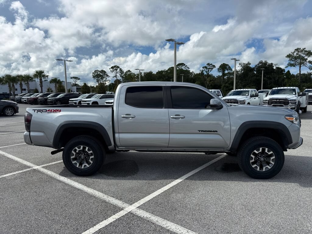 Used 2021 Toyota Tacoma TRD Off-Road w/ Technology Package AWD/4WD image 2