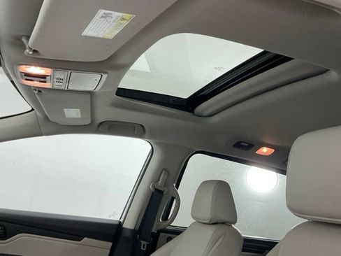 Used 2025 Honda Odyssey EX-L image 13
