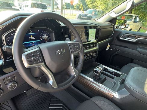 New 2026 Chevrolet Silverado 1500 RST AWD/4WD image 3