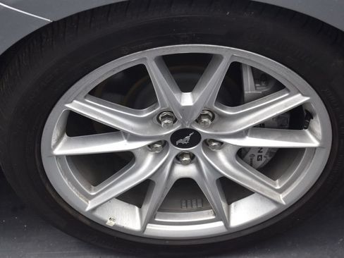 Used 2025 Ford Mustang GT Premium RWD image 10