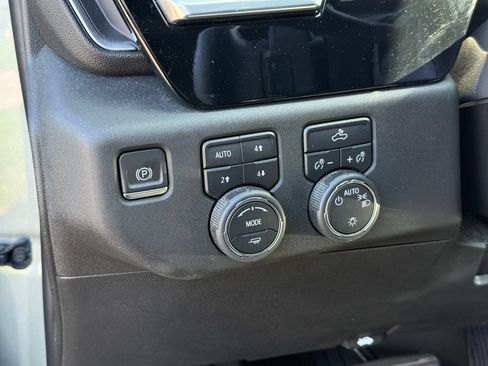 Certified 2023 Chevrolet Silverado 1500 LT AWD/4WD image 15