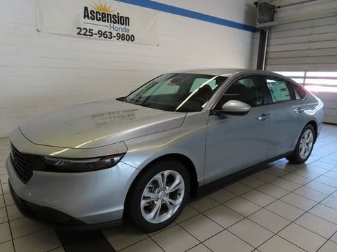 New 2026 Honda Accord LX image 2