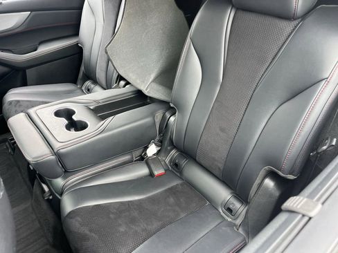 Used 2022 Acura MDX A-Spec image 11