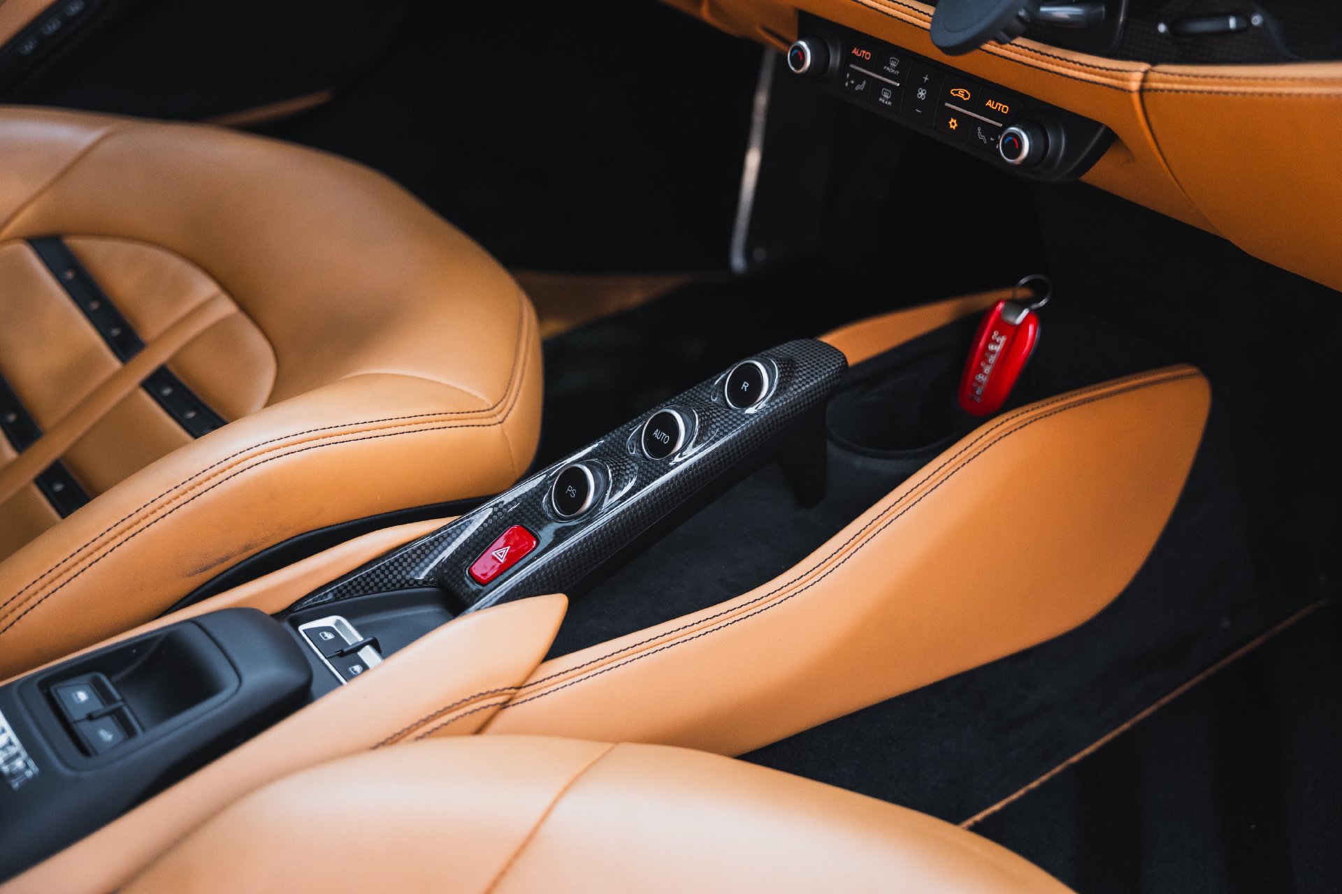 Used 2021 Ferrari F8 Tributo RWD image 50