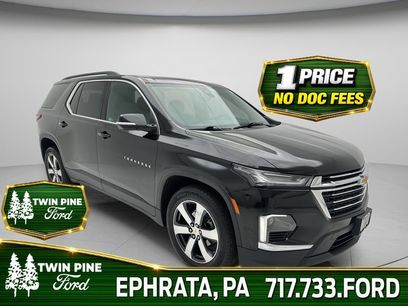 Used 2023 Chevrolet Traverse LT w/ LT Premium Package
