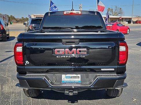 Used 2024 GMC Canyon Elevation image 5