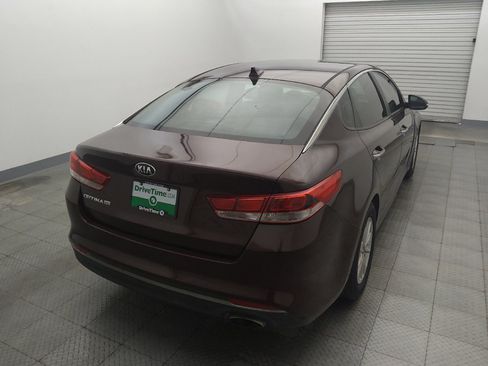 Used 2017 Kia Optima LX FWD image 7