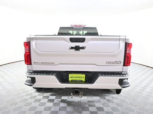Used 2023 Chevrolet Silverado 3500 High Country AWD/4WD image 5