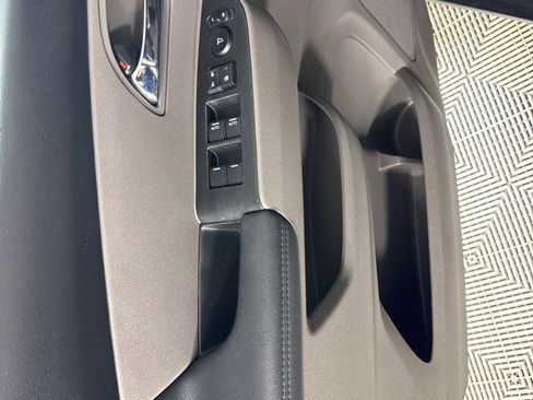 Used 2014 Honda Odyssey EX-L image 12