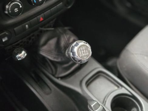 Used 2018 Jeep Wrangler Unlimited Sport w/ Connectivity Group image 23