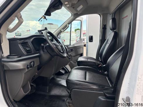 Used 2022 Ford Transit 350 DRW image 16
