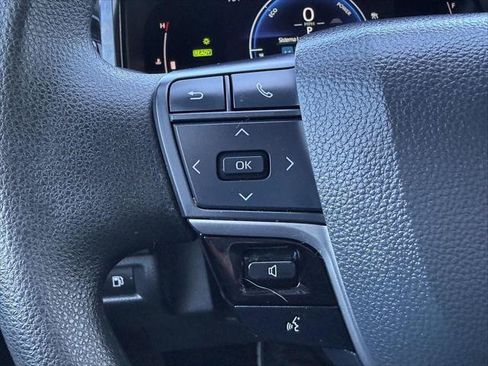 Certified 2025 Toyota Camry LE AWD/4WD image 18