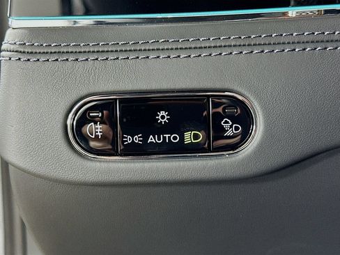 Used 2024 Bentley Continental GT Mulliner AWD/4WD image 59