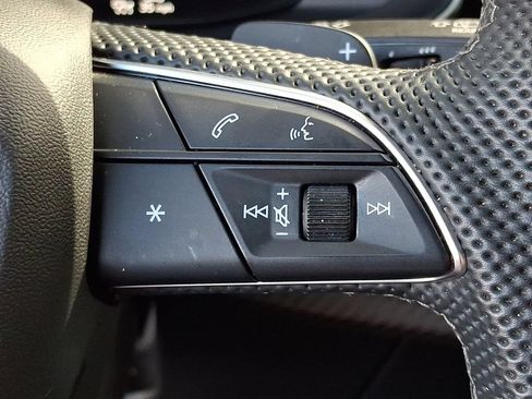 Certified 2025 Audi SQ8 Premium Plus AWD/4WD image 24