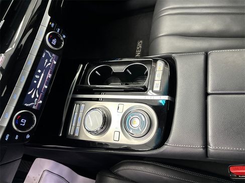 Used 2023 Genesis G80 2.5T image 30