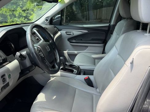 Used 2017 Honda Pilot EX-L image 7