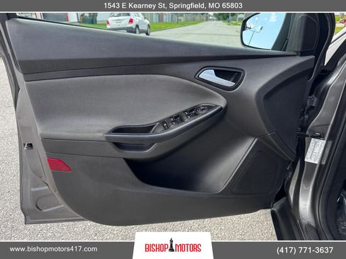 Used 2013 Ford Focus SE FWD image 18
