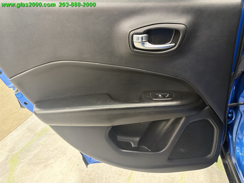 Used 2020 Jeep Compass Latitude AWD/4WD image 26