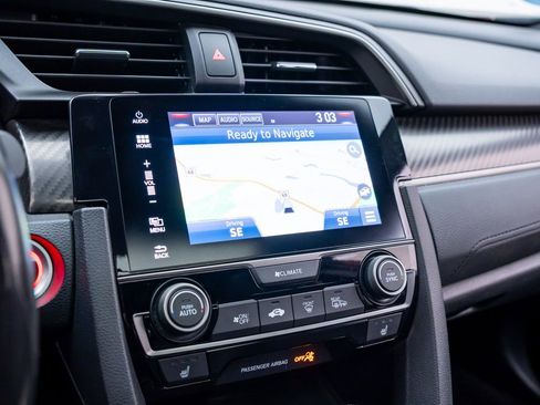 Used 2018 Honda Civic Sport Touring image 27