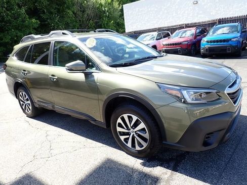 Used 2021 Subaru Outback Premium w/ Popular Package #1 AWD/4WD image 9