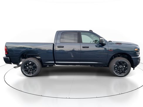 New 2026 RAM 2500 Big Horn AWD/4WD image 5