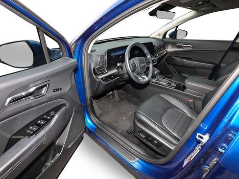 Used 2025 Kia Sportage SX FWD image 14
