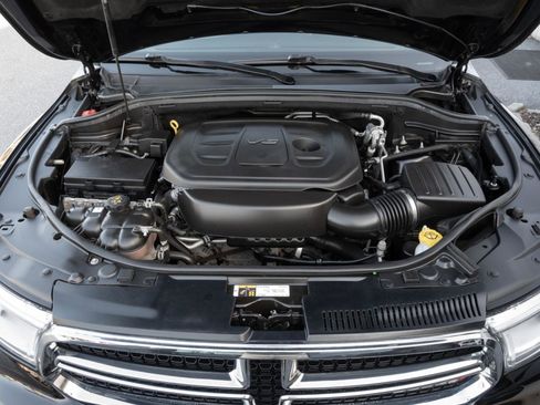 Used 2019 Dodge Durango SXT image 36