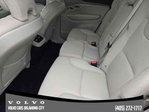 Certified 2023 Volvo XC90 B6 Plus AWD/4WD image 29