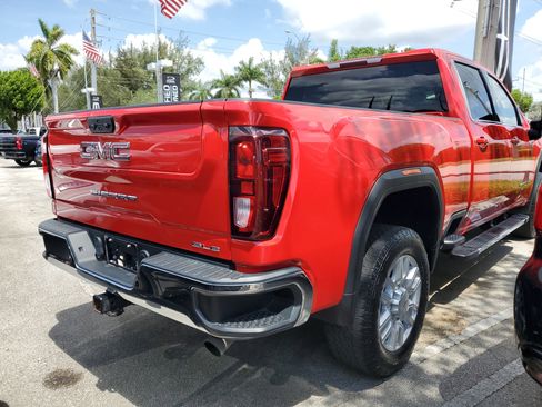 Used 2022 GMC Sierra 2500 SLE w/ SLE Convenience Package image 4