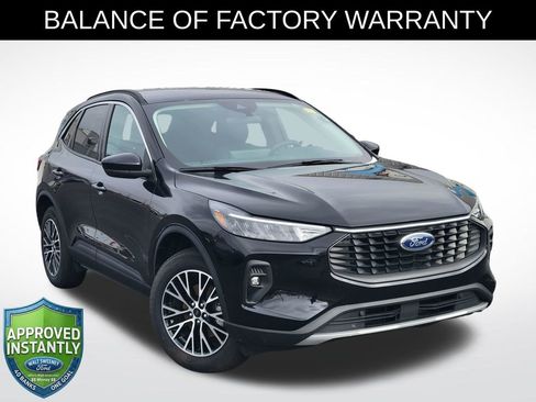 Used 2024 Ford Escape Base image 1