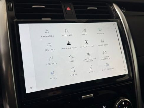 New 2026 Land Rover Discovery S image 35