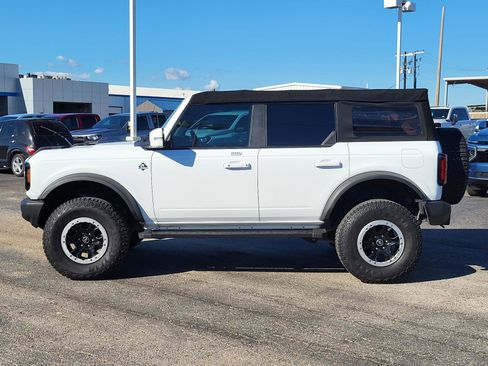 Used 2022 Ford Bronco Outer Banks w/ Sasquatch Package image 2