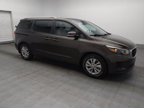 Used 2016 Kia Sedona LX FWD image 11