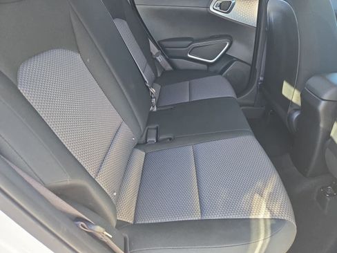 Certified 2024 Kia Soul LX w/ Option Group 015 image 19